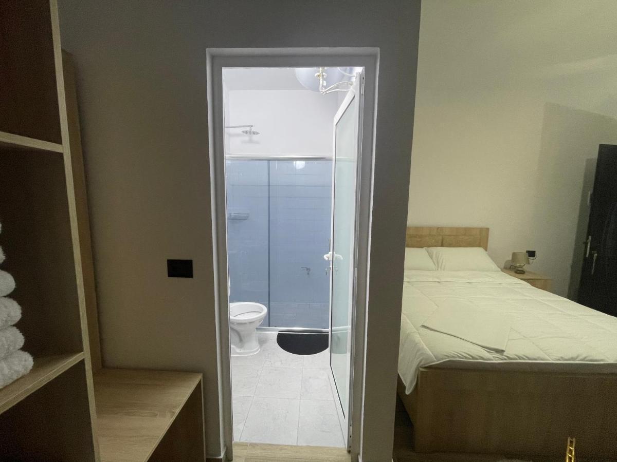 Four Generation Hotel Široka Extérieur photo