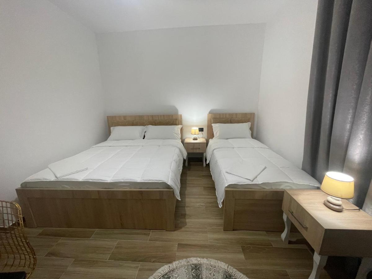Four Generation Hotel Široka Extérieur photo