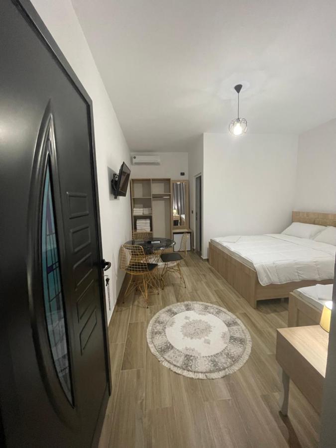 Four Generation Hotel Široka Extérieur photo
